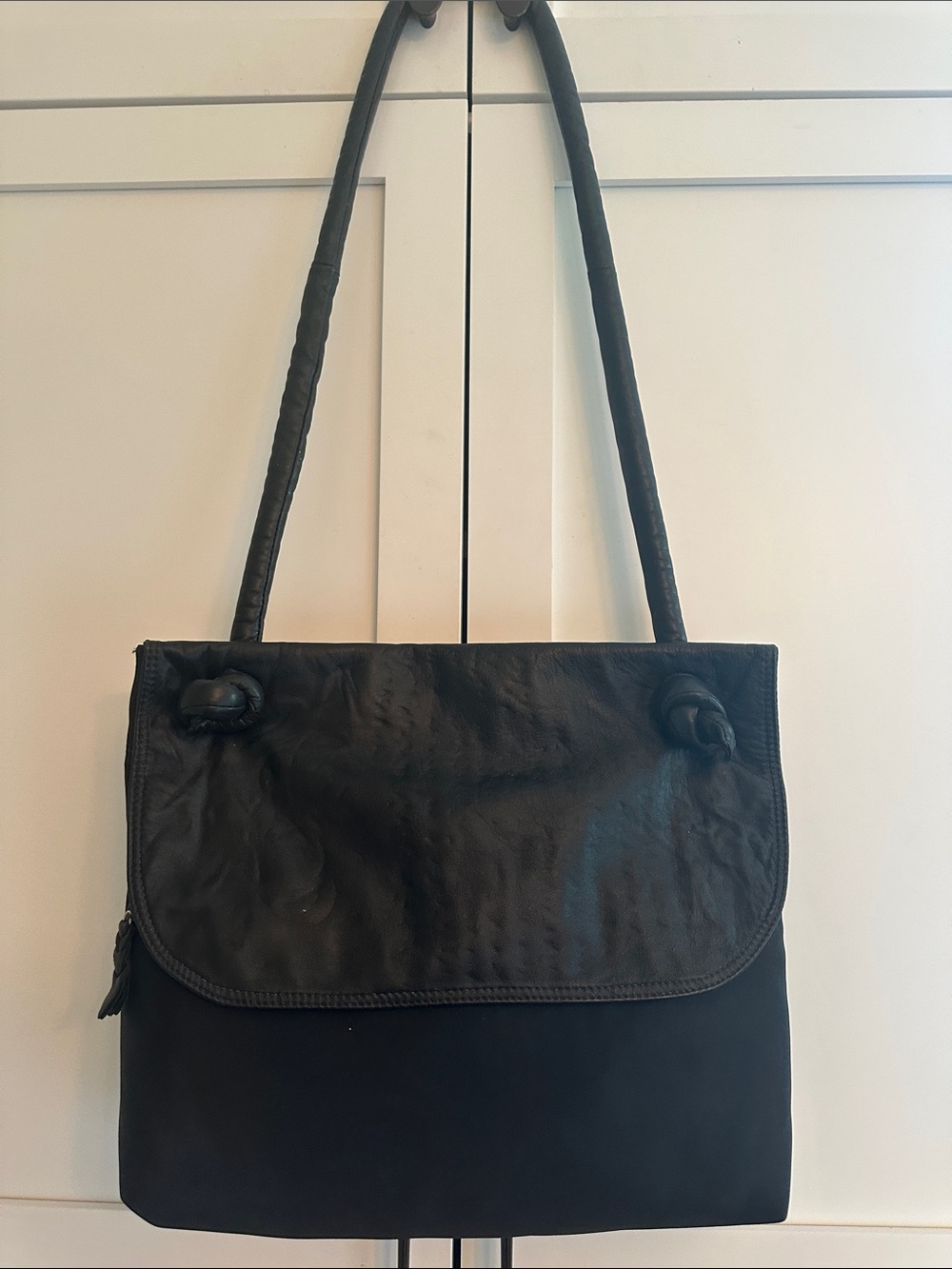 BASIX NEW YORK LEATHER AND NYLON MESSENGER BAG